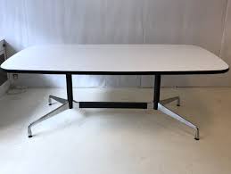 For Sale Eames Segmented Table By Vitra 1996 Eames Table Table Circular Dining Table