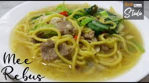 Feb 01, 2019 · apa yang menjadi kebiasaan dalam resepi bihun sup utara adalah warna bihunnya yang bewarna kuning. Mee Rebus Kelantan Style L Boiled Noodles Youtube