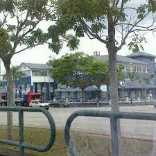 Ianya dibina pada tahun 1918 dan merupakan pusat kebudayaan yang penting untuk bandar ini. Photos At Balai Polis Seremban 2 2 Tips