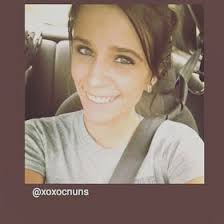 Carrie Shaw (carriesue33)