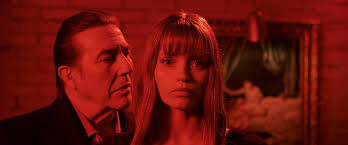 Elizabeth Harvest Movie Review 2018 Roger Ebert Elizabeth (abbey lee), a beautiful young newlywed, arrives at the palatial estate of her brilliant scient. elizabeth harvest movie review 2018