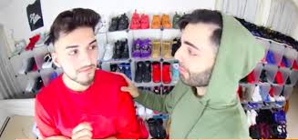 Aber ich finde, dass carina einfach wie eine starke feministin rüberkommt, die apored einfach beschuldigen will. Emrah Und Apored Geben Schuhtipps 7 Min Schuhe Coole Schuhe Tipps