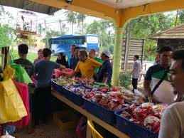 Menteri agraria dan tata ruang/kepala badan pertanahan nasional (atr/bpn), sofyan djalil pernah bilang, tindakan mafia tanah memalsukan sertifikat tidak hanya merugikan banyak warga, tapi juga menghambat investasi. Pasar Malam Tanah Rata Cameron Highland Cameron Highlands Pahang Malaysia Local Business Facebook