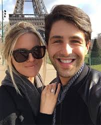 Josh peck goes shirtless at the beach in mexico josh peck puts his fit body on display while enjoying some fun in the sun during a trip to the beach on monday (february 26) in tulum, mexico. Pic Josh Peck Engaged Former Nickelodeon Star Proposes To Longtime Love Hollywood Life
