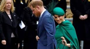 Pangeran harry dan meghan markle menuntut surat kabar inggris, mail on sunday, terkait surat duchess of sussex, meghan markle, mengajukan tuntutan terhadap mail on sunday, karena media. Meghan Markle Keguguran Ini Curhatnya Tentang Kehamilan Dan Kehilangan