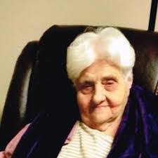 Gwen Schell's Instagram, Twitter & Facebook