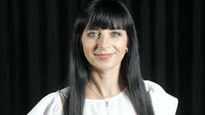 Los Angeles Apr 10 Angie Simms Stock Photo 80832811