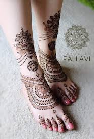 Mehendi can make your hands look really beautiful for any occasion. 30 Mind Blowing Leg And Foot Mehndi Designs For Brides