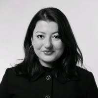 1400+ perfiles de «Tara 💛»