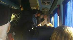 Politistii de frontiera din cadrul garzii de coasta au descoperit aproximativ 44.000 de tigarete netimbrate, ascunse in interiorul unui autocar ce efectueaza curse intre turcia si romania. Pentru Amatorii De Senzatii Tari Microbuzul Mangalia 2 Mai Vama Veche