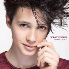 Guarda gratuitamente il video di hai delle isole negli occhi dall'album l'amore è una cosa semplice di tiziano ferro, e trova la copertina, il testo e gli artisti simili. Hai Delle Isole Negli Occhi Testo Thomas Bocchimpani