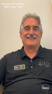 Tom Ginn's Instagram, Twitter & Facebook