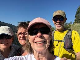 Joni Hampton's Instagram, Twitter & Facebook