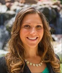 Sarah Heil's Instagram, Twitter & Facebook