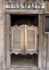Epingle Par Italo Boy Sur Deja Paru Ix Maisons Western Decoration Western Et Saloon