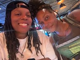 Candace Daniel's Instagram, Twitter & Facebook