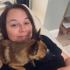 Looking for any recommendations for painter/decorators in the area to do a  hallway & landing please? Currently fully wallpapered, to be stripped and  painted Thanks