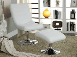 Picking out a great accent chair that you will love for a respectable amount of time that's under $500? 13 Excellent Accent Chair Options With An Ottoman