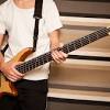 Eine tolle wechselbass übung für die akustikgitarre gitarre lernen. 1