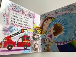 Ideális esti mesének szép illusztráció. Altato By Jozsef Attila Illustrated By Vida Kata Rajzaival Hungarian Lullaby Poem Board Book Zum Zum Gyermekkonyvek Ages 2 Pannon Literatura 2019 Szalay Konyvek Bibleinmylanguage