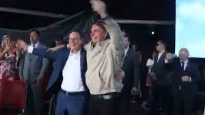 Mais um stand upzinho safado sobre os temas da semana. Felipe Lucena Bolsonaro Autoriza Crivella A Usar Sua Imagem Na Campanha Quem Ganha E Quem Perde Com Isso Diario Do Rio De Janeiro