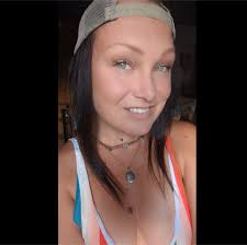 Taxable, imposable L'épisode 435 de Sous Écoute avec Mona de Grenoble et  Sebastien Dubé est disponible sur YouTube et toutes les plateformes audio.  #mikeward #sousecoute #podcast #montreal #bordelcomedieclub #humour  #patreon #standup