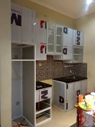 Dalam menciptakan tampilan yang indah pada gedung anda, maka bisa dilakukan dengan pemasangan acp. Kitchen Set Aluminium Composite Panel Dan Kaca Di Bekasi Kontraktor Aluminium Kaca Bekasi