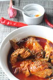 Asam pedas ikan adalah lebih namun, asam pedas daging dan ayam juga popular di beberapa tempat dan lazimnya bergantung. Masak Asam Pedas Ayam Azie Kitchen