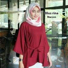 Ideal untuk semua wanita yang ingin tampil cantik dan menawan. Hiutoko Harga Ncr Baju Blus Wanita Terbaru Blus Rita Maroon Online Terbaik