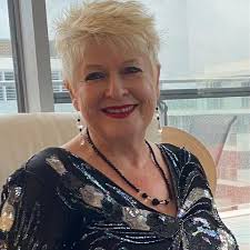 Has anyone used Dr Erica Darian-Smith at Eagle Eye Surgeons in Penrith?