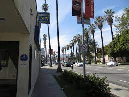 This inn amenities and features include free wifi in the rooms as well as free public parking, a parking lot and a baggage storage. Budget Inn Hollywood Los Angeles Aktualisierte Preise Fur 2021