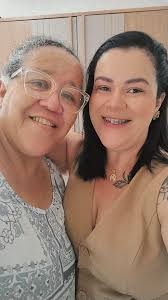 Mãe, você é a maior guerreira de todas! Só de pensar em tudo o que você já  fez por mim, emociono-me. Hoje é o seu aniversário🎂🌸, mas a verdade é que  o