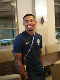 10 мая 1997 | 24 года. Gabriel Jesus Vira Socio De Ronaldo Na R9 Empresa De Gestao Financeira 26 05 2020 Uol Esporte