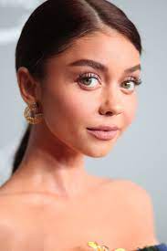 She will not let anyone be mean or bully you or she. Sarah Hyland Shared Throwback Photos Of When She Felt Her Worst And Sickest Teen Vogue