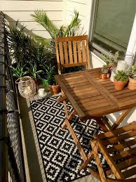38 Smart Small Apartment Decorating Ideas On A Budget Small Balcony Decor Apartment Decorating Rental First Apartment Decorating