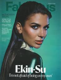 REVISTA FABULOUS: KARREN Brady, Sarah Beeny, Prue Leith, Moda, 26.1.25 EUR  6,56