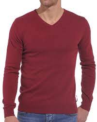 Très pratique il apporte une touche tendance a un style décontracté. Pull Homme Rouge Bordeaux