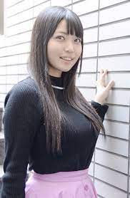 ボード 巨乳 のピン