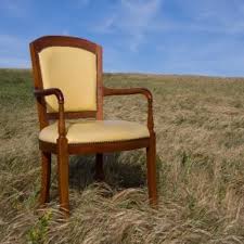 Find out below whether philadelphia allows your mattress or furniture to be disposed of along with your regular trash on normal pickup days, whether you have to call waste management to order a special pickup (which may include a how to dispose of old furniture in philadelphia, pennsylvania. Finding Free Furniture Thriftyfun