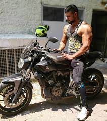Pin On Men On Motorcycle