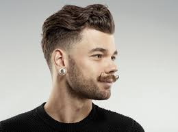 Coiffure homme cheveux courts : 60 Idees Brillantes De Coupe Hipster Pour Les Hommes Coiffures Mode Femme Zenidees