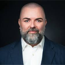 Super excited to announce that I've started a new position as Treasury  Sales Analyst with JPMorgan Chase & Co. Really looking forward to being  part of the action. Big thanks to all