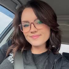 Rayna Miller (@raynamiller0)