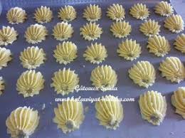 بيتفور ولا أسهل Petits Four Eid Sweets Almond Meal Cookies Arabic Sweets Recipes