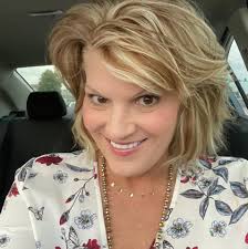 Stalker Tries To Ruin Model's life By Throwing Acid On Her Face 😱