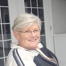 And your 2025 Jasper Strassenfest Queen: Grace Bartley!