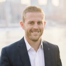 After a lot of hard work and long study hours, I've officially earned the  CERTIFIED FINANCIAL PLANNER®️ certification in November 2024!! Thank you to  my family, friends, fiancé and colleagues for… |