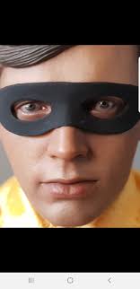 Custom Robin and unmasked Val I 3d printed and painted along with the  batmobile! 👌🏻