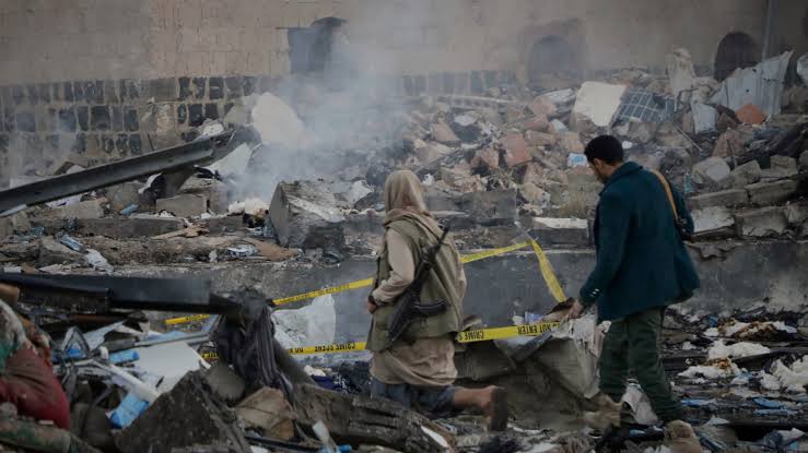 US hits dozens of Houthi targets in Yemen