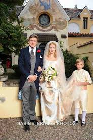 Wedding Of The Daughter Of Princess Gloria Von Thurn And Taxis Royal Brides Royal Weddings Bride Photo